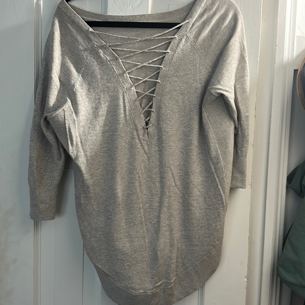 Express Women’s Sweater. Cutout in back. Light Gray Size Small